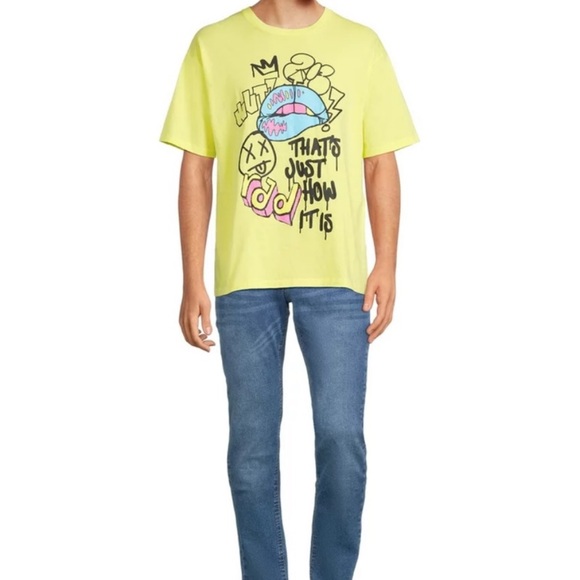 Men's Oversize Fit Graphic Tee - Picture 5 of 7